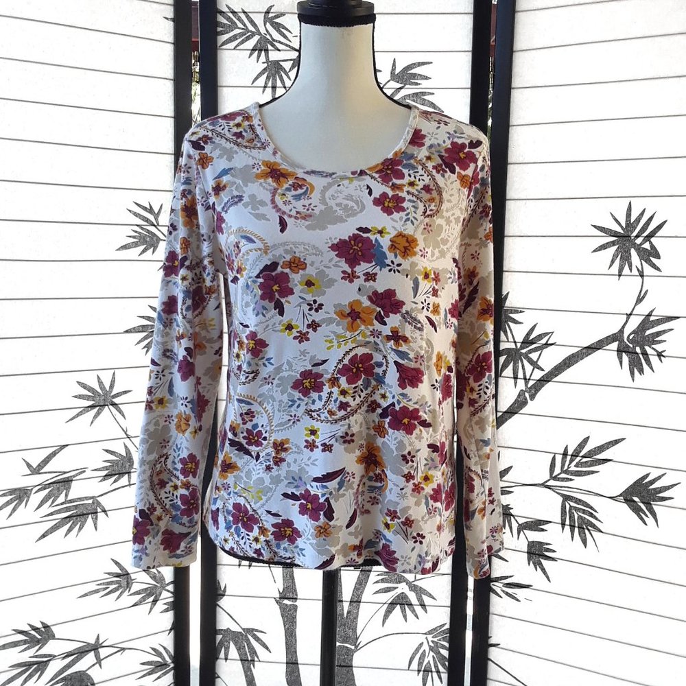 Time and Tru White Marigold Floral 100% Cotton Top